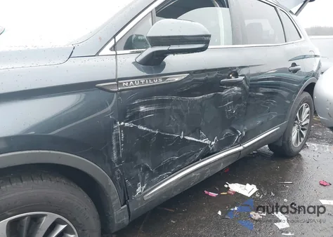 2021 Lincoln Nautilus Reserve z USA, uszkodzony, nr VIN 2LMPJ8K95MBL00787